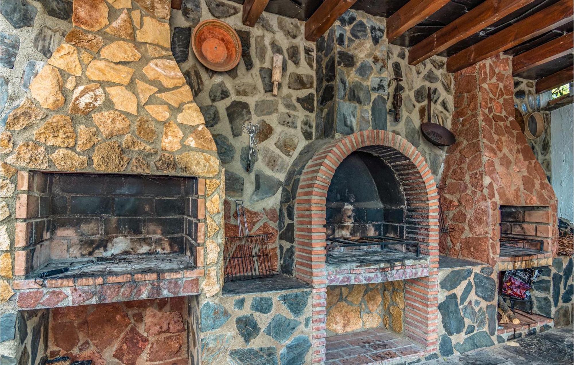 1 Bedroom Lovely Home In Mecina Bombarón エクステリア 写真